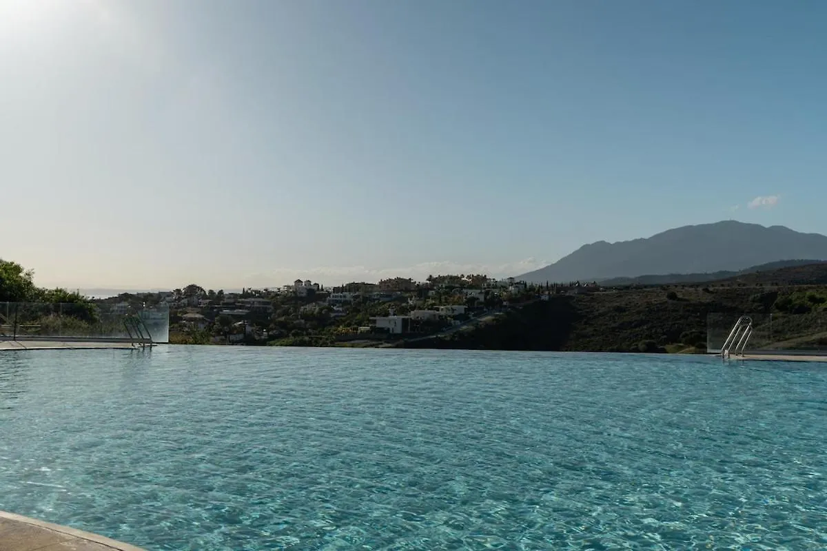 Domillion Paraiso Pueblo 2Bdr W Rooftop Terrace Estepona Apartment